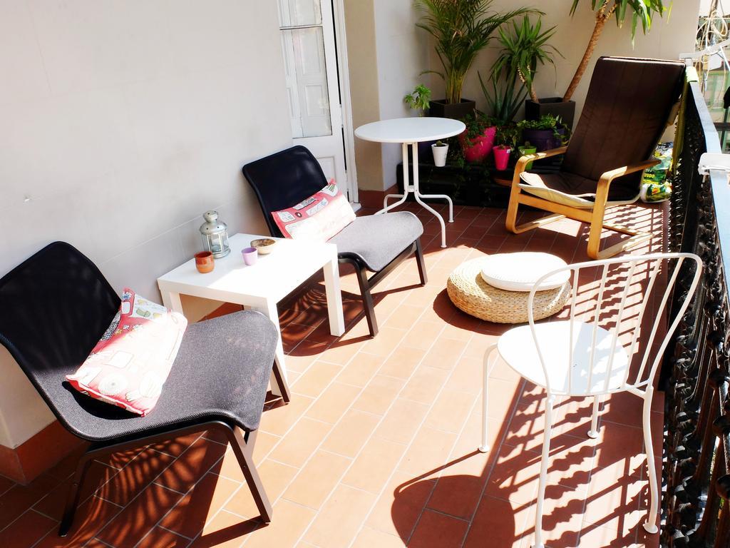 Hostel Fabrizzio'S Petit Barcelona Zewnętrze zdjęcie